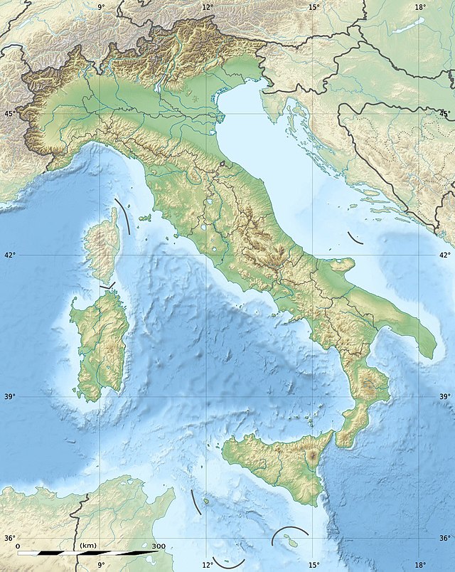 Italy is the home for microhistroy and from there spread across the histroical community.